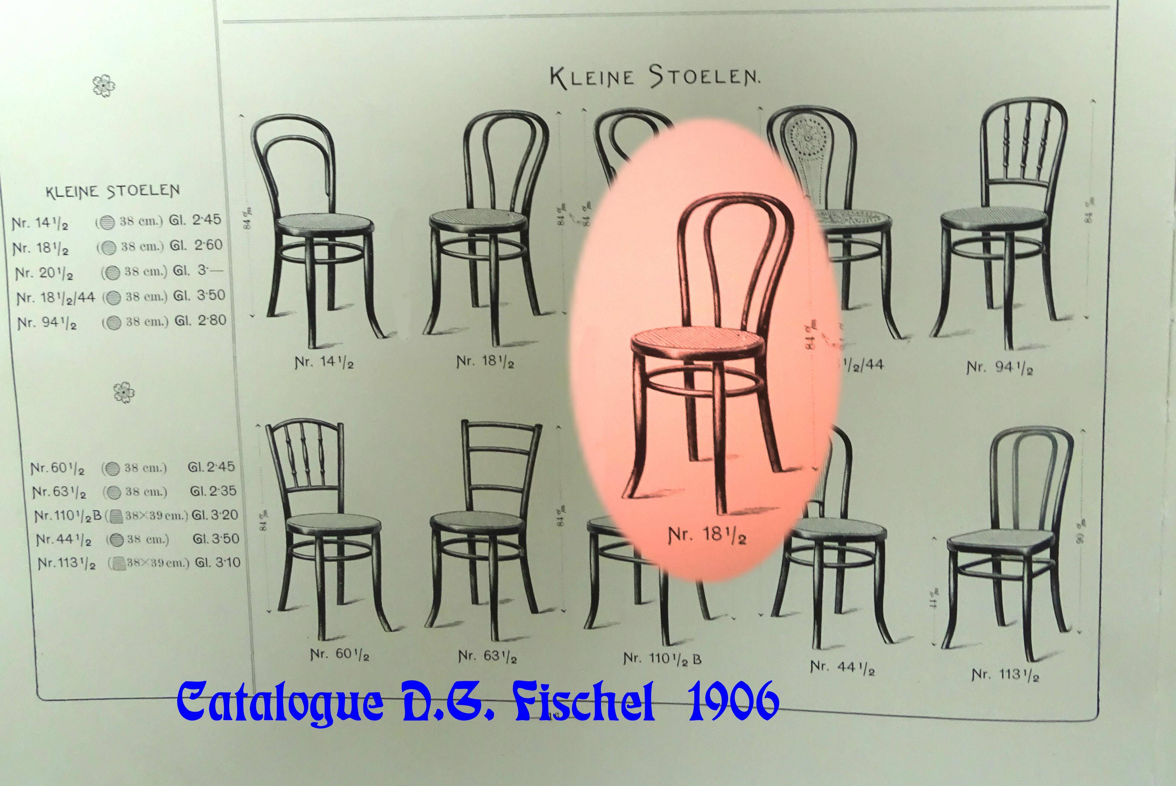 2 Fischel bistro chairs N°18 1/2, circa 1910, wooden seat.