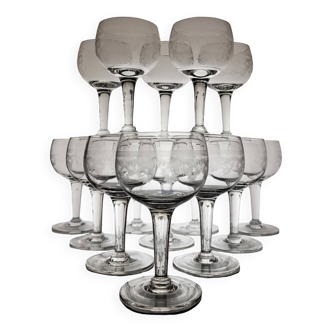 Page 4 of 8 9 guilloché wine glasses, early 20th century