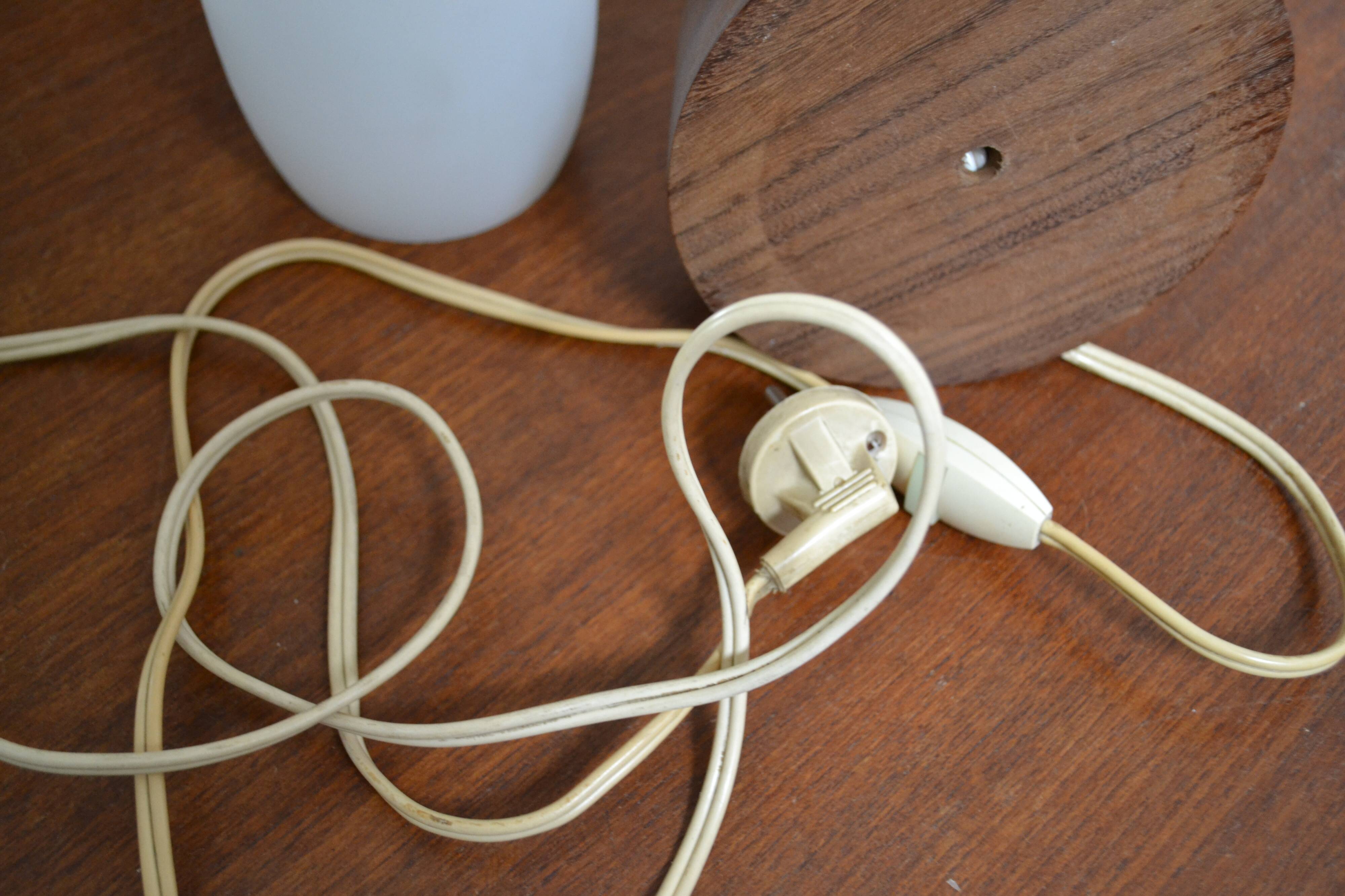 Scandinavian lamp Philips opaline teak