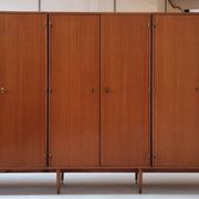 Armoire du milieu du siècle