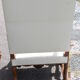 Paire de fauteuils en skaï blanc