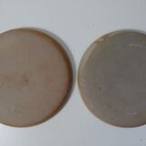 2 flat stoneware plates