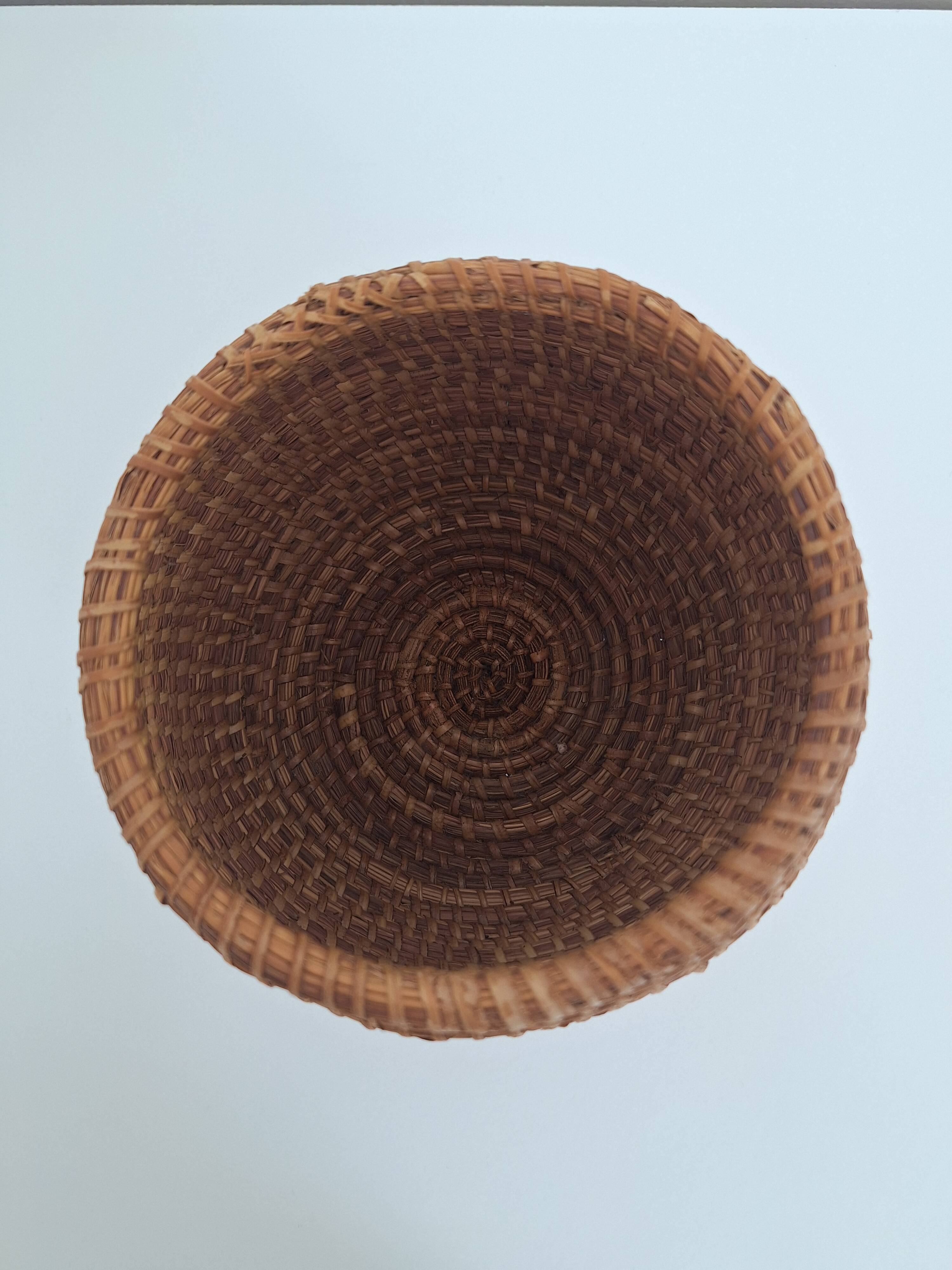 Woven wicker pot