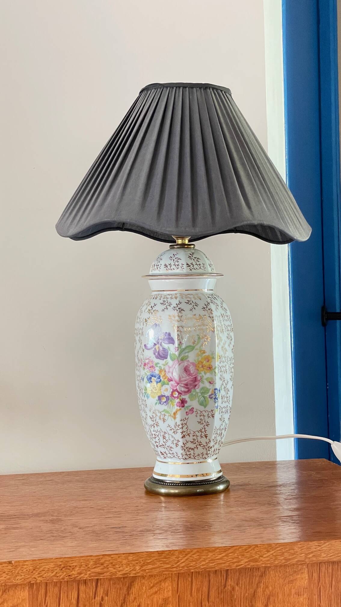 LAMP Porcelain from LIMOGES France