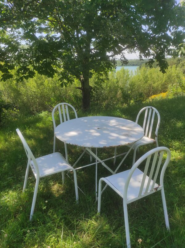 Salon de jardin, table pliante et 4 chaises en fer vintage 50/60