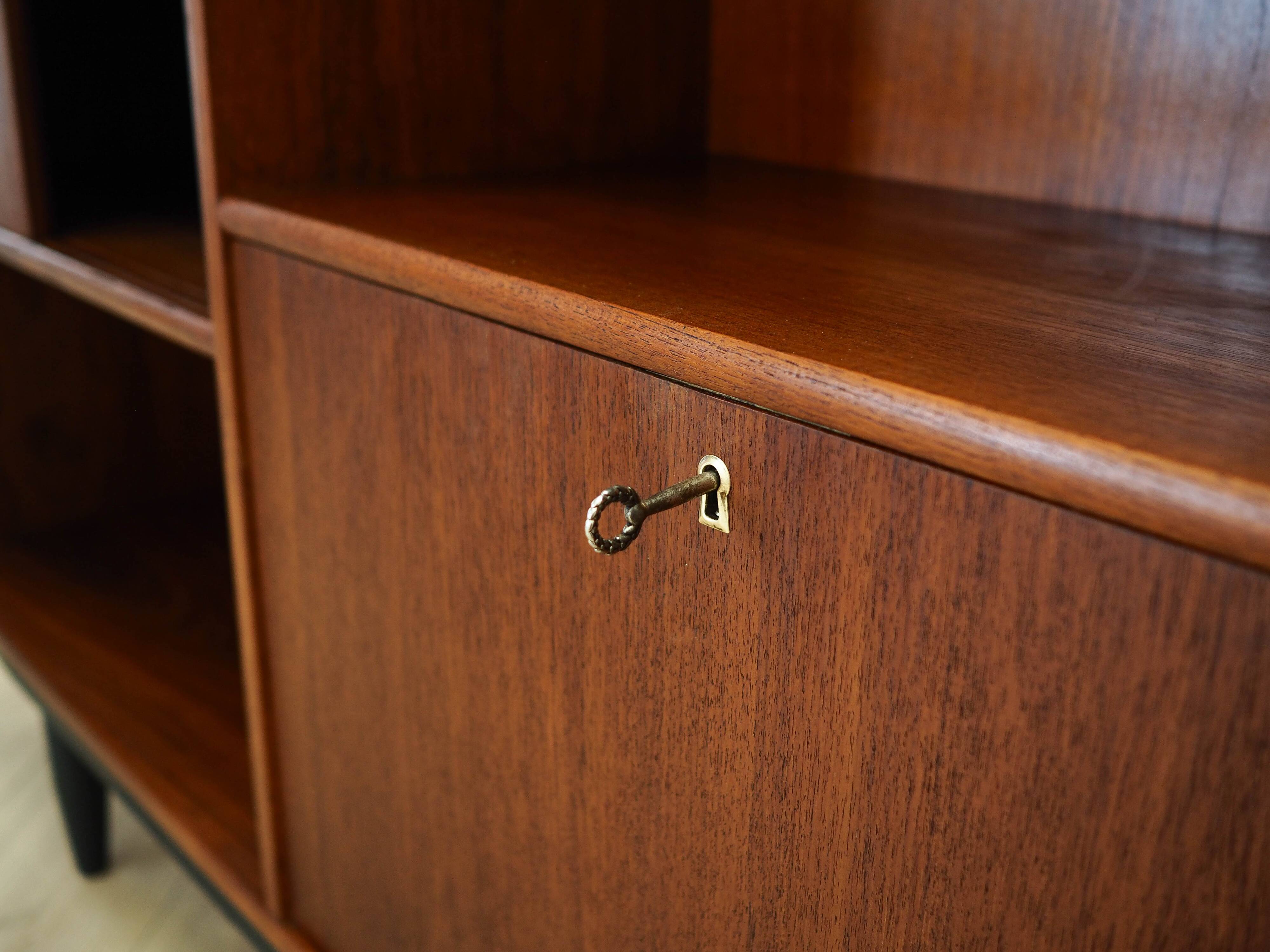Teak bookcase, Danish design, 1970s, production: Kjeld Bundgard