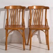 Antique bentwood coffee chairs (circa 1920). Set of 2, no. 4