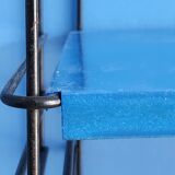 Tomado shelf