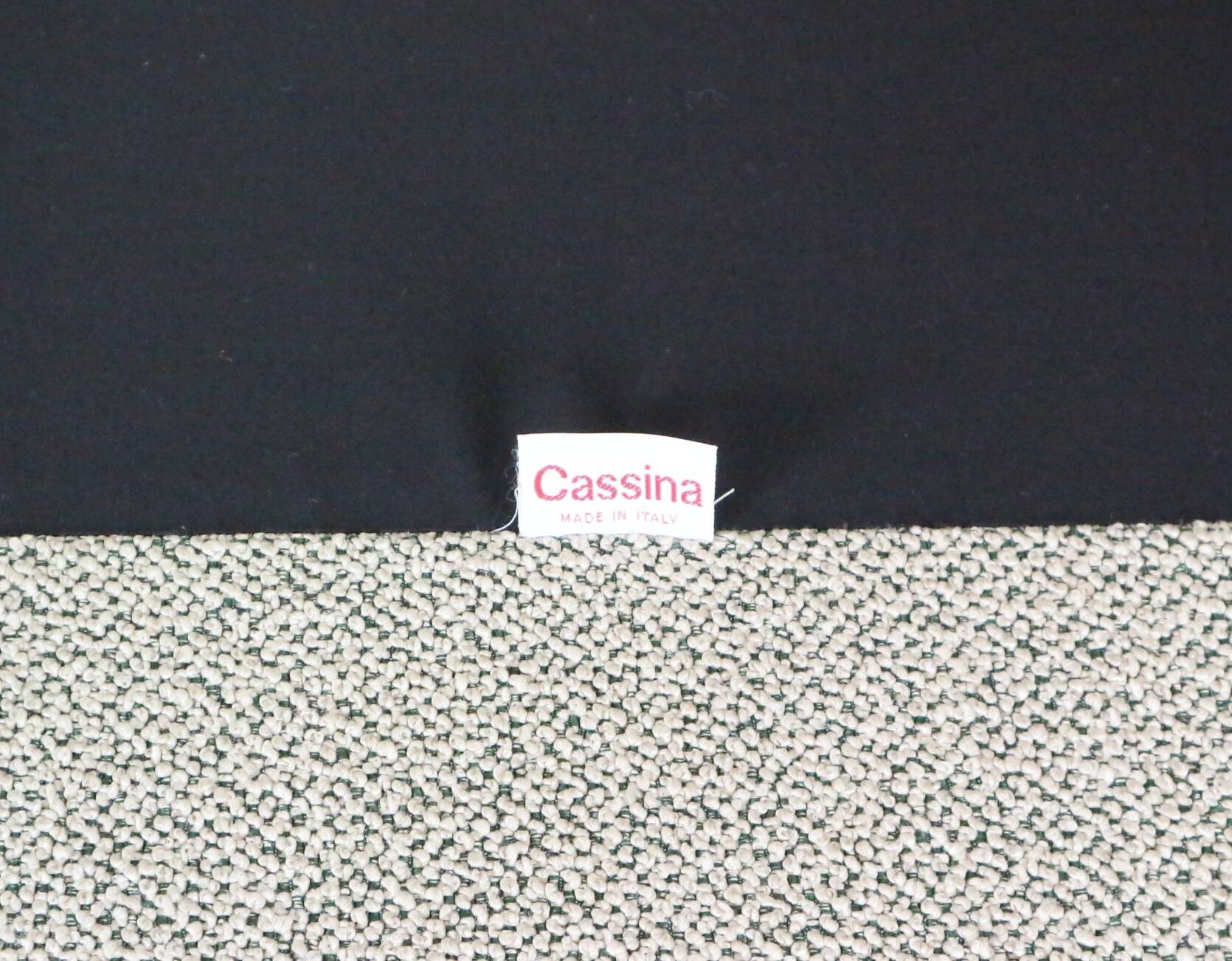 Vico Magistretti "Maralunga" 3-seater and footstool re-upholstered For Cassina