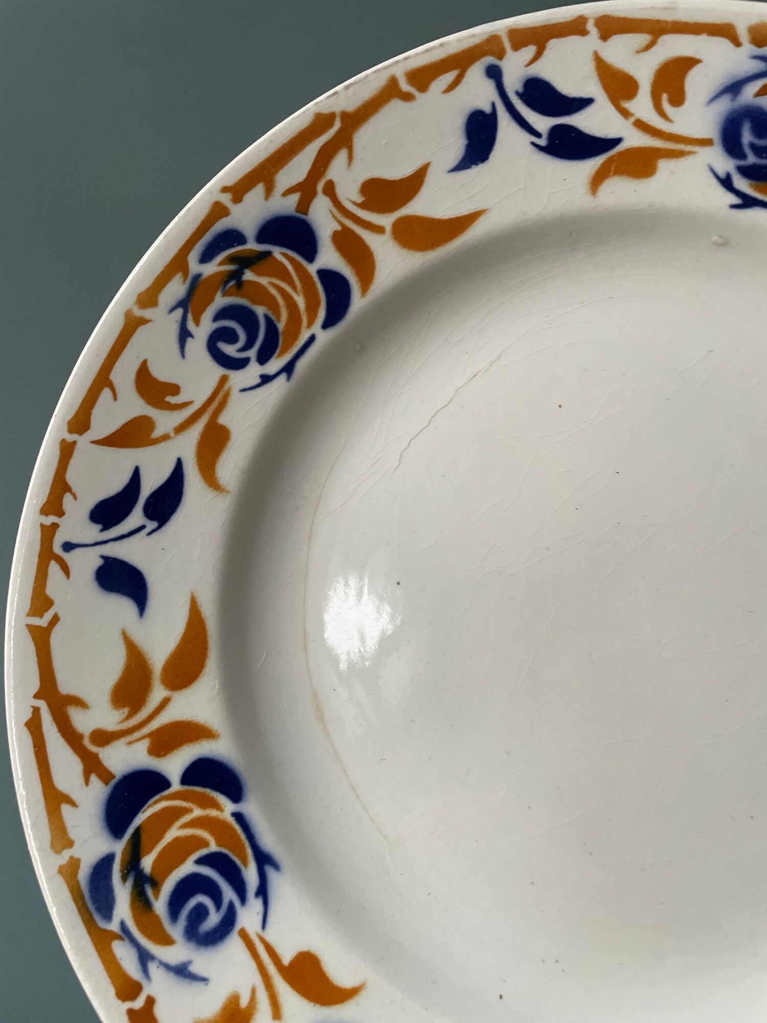 Set of 9 flat earthenware plates Terre de Fer Moulin des Loups, model "Dijon"