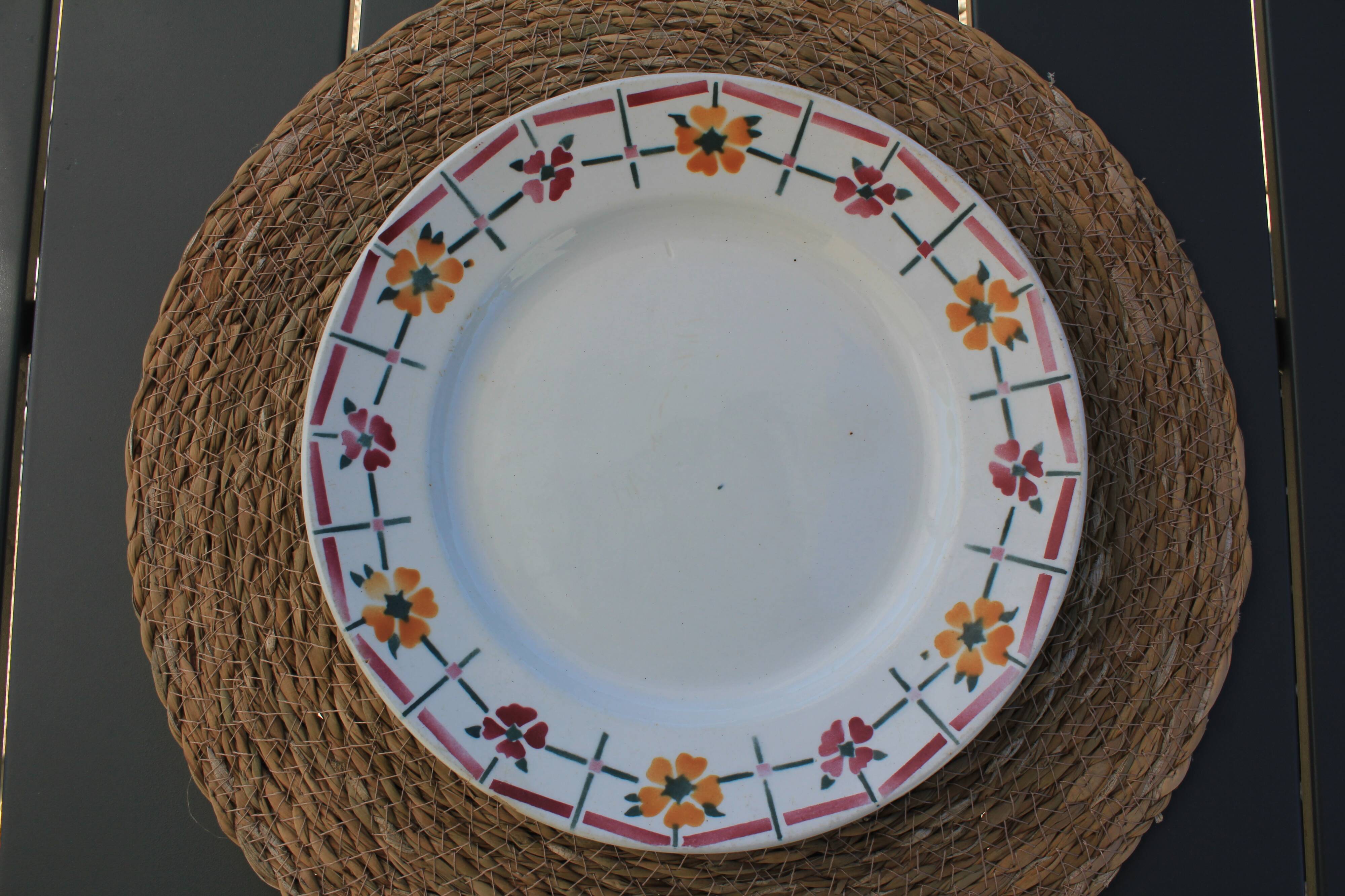 Set of 3 flat plates Céranord St Amand