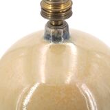 Lampe en céramique beige, abat jour en raphia, années 70