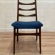 Suite de 3 chaises "design scandinave".