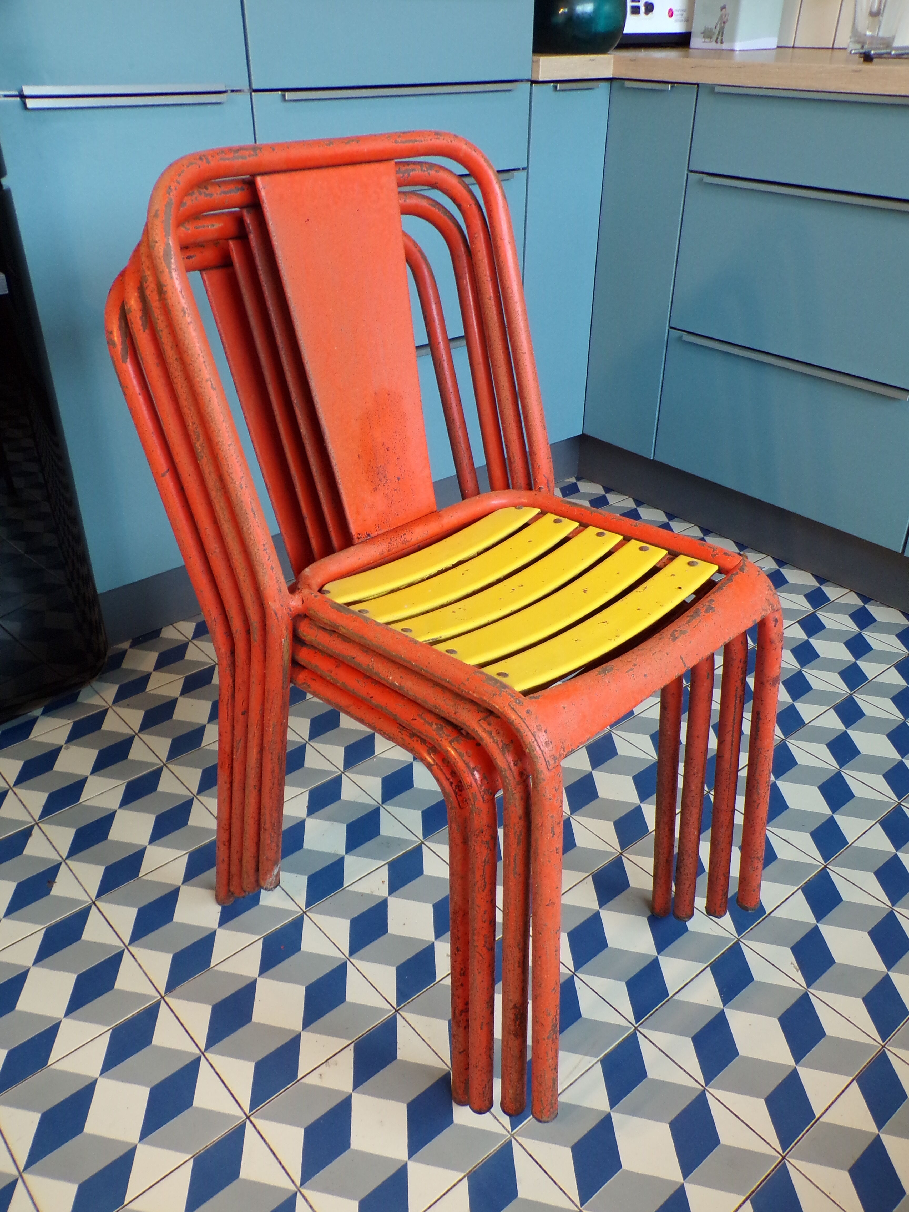 Suite 4 chairs Tolix T4