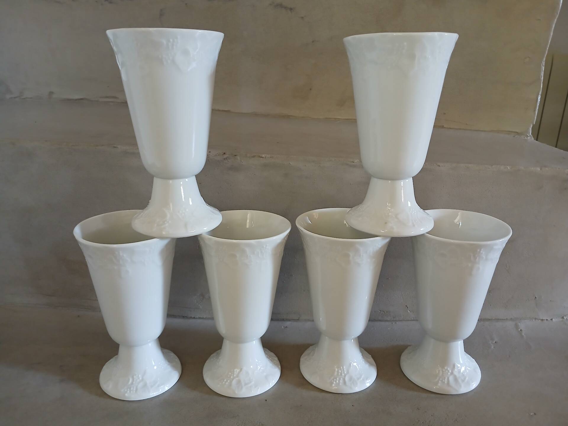 6 mazagrans/ mugs in white porcelain
