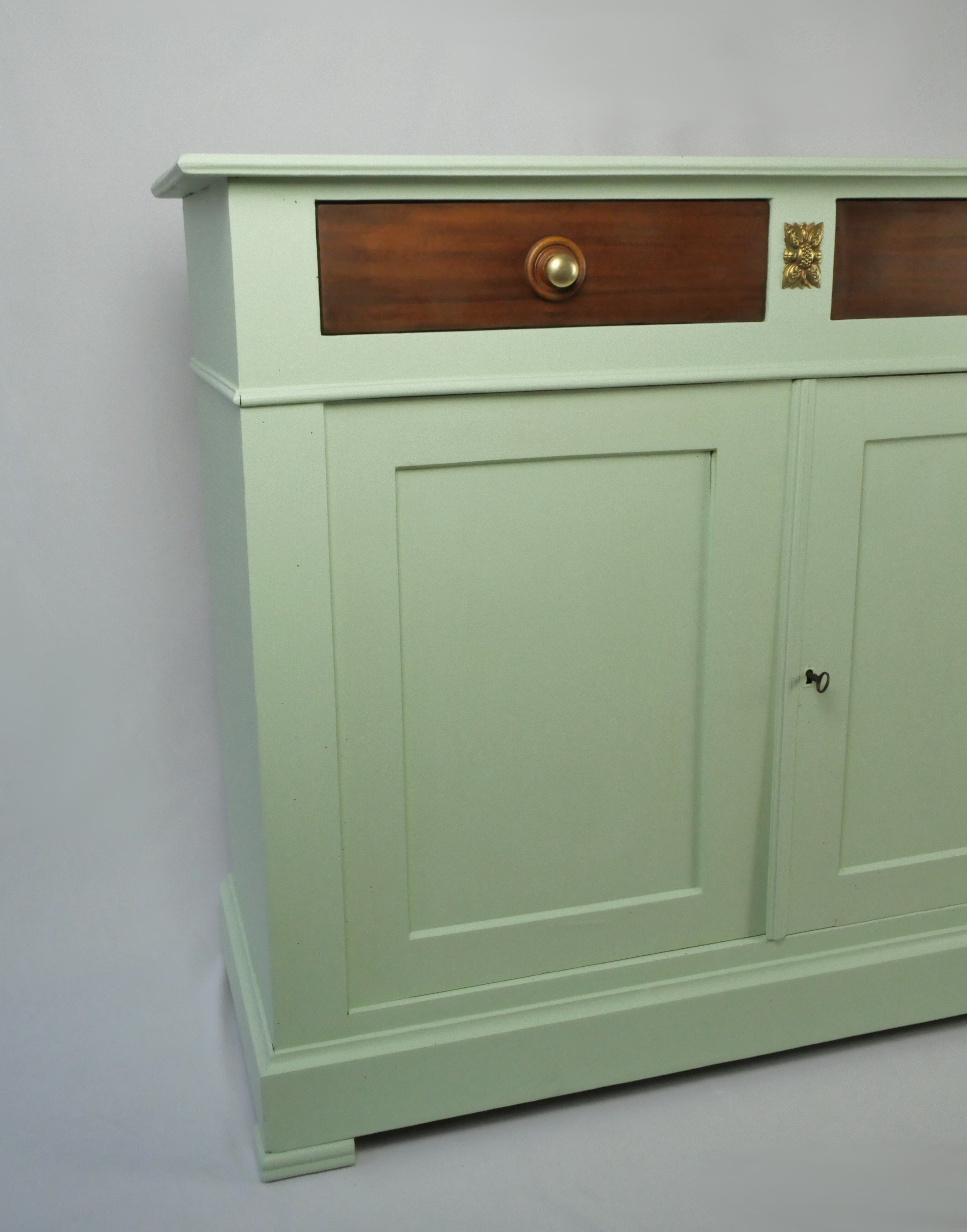Wooden sideboard 2 doors