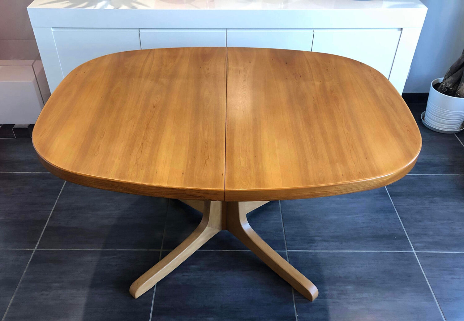 Vintage Baumann extendable table 1970s