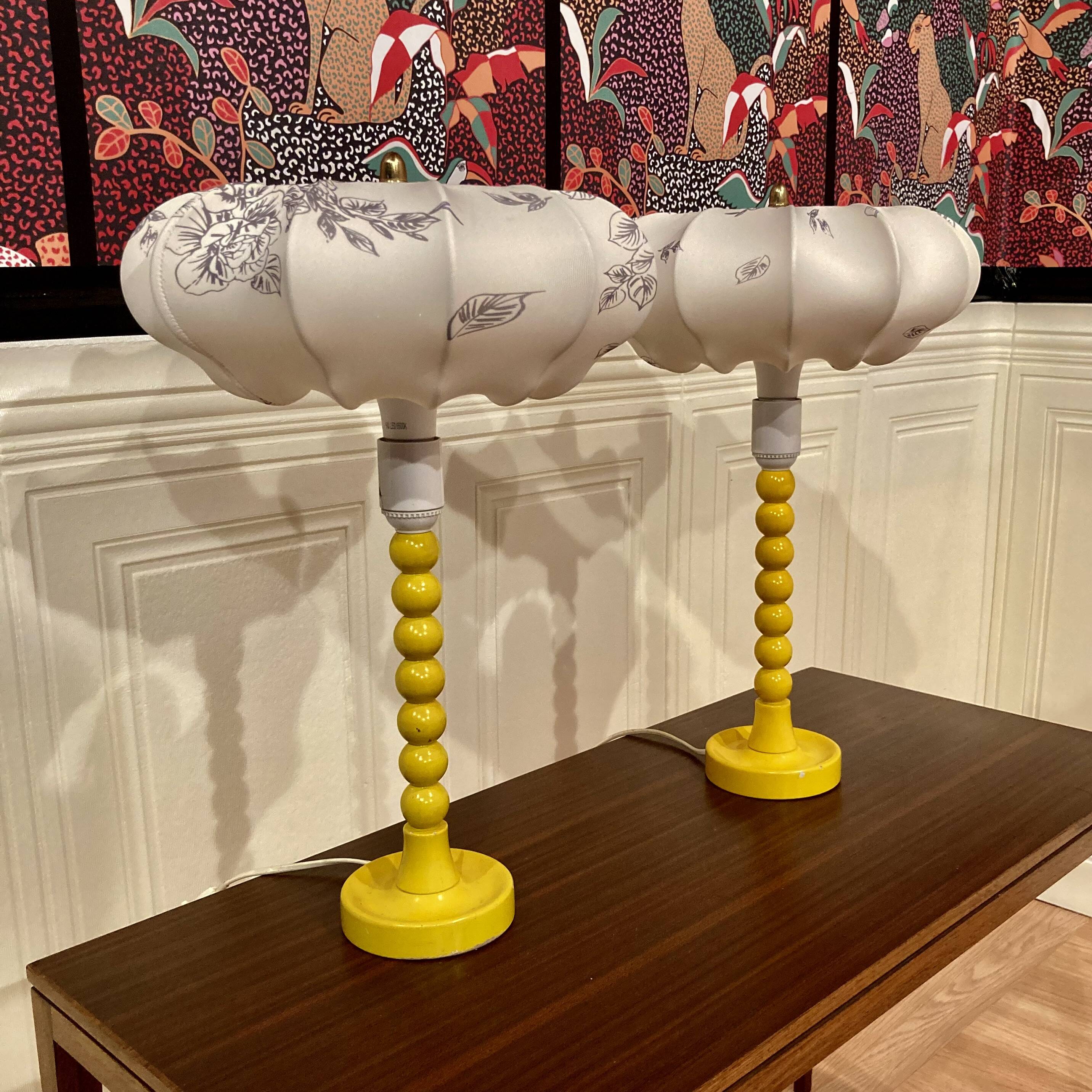 Paire de grandes lampes design 1960.