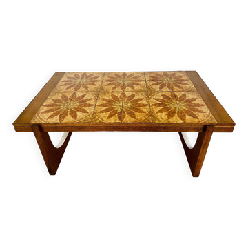 TABLE BASSE EN TECK ET CÉRAMIQUE DANOISE VINTAGE DES ANNÉES 1960