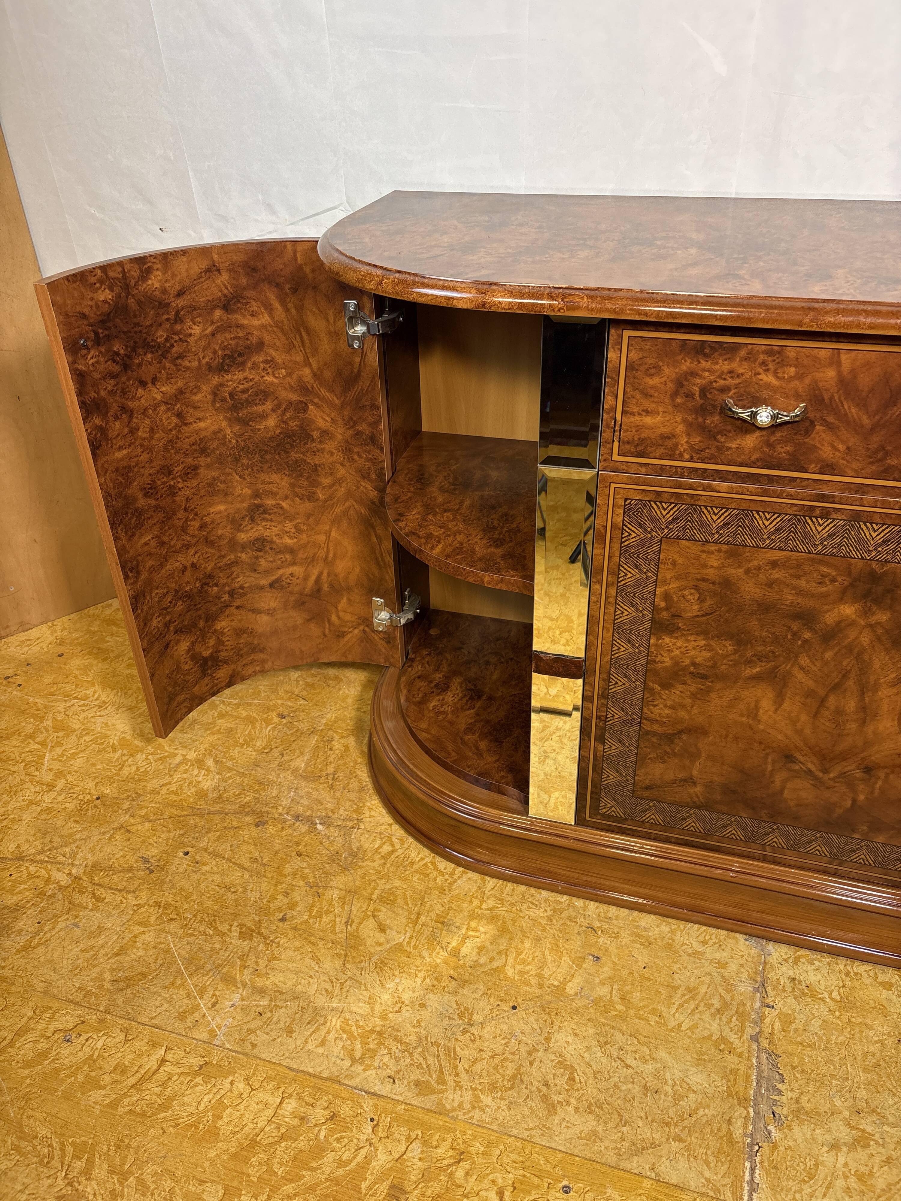 Buffet italien vintage des années 1980 – Effet noyer et miroir