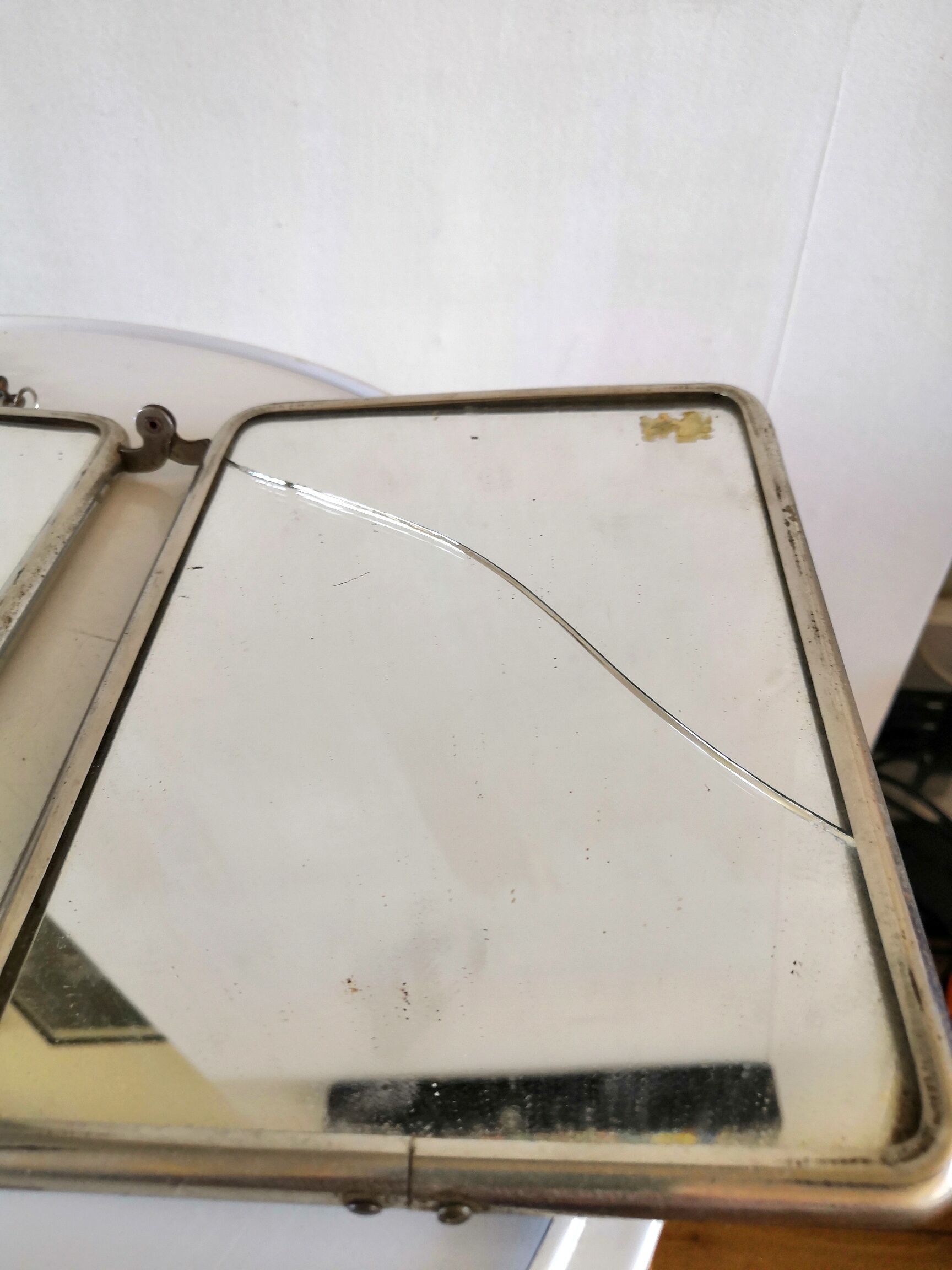 Triptych mirror of Barbier Mirclair design 60s