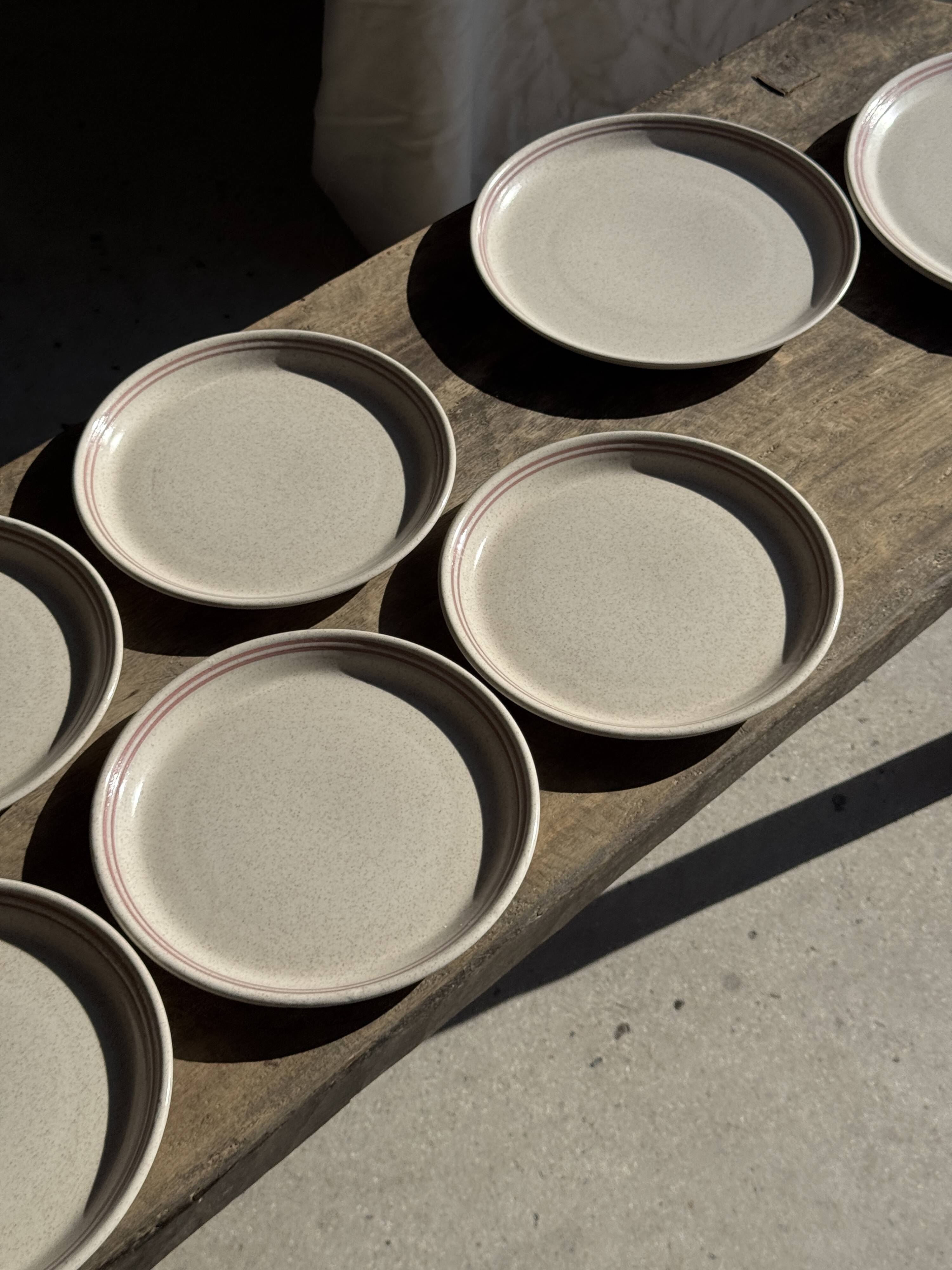 Lunéville table service Art Workshop 8 plates and 2 serving dishes