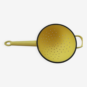 Yellow enamelled strainer