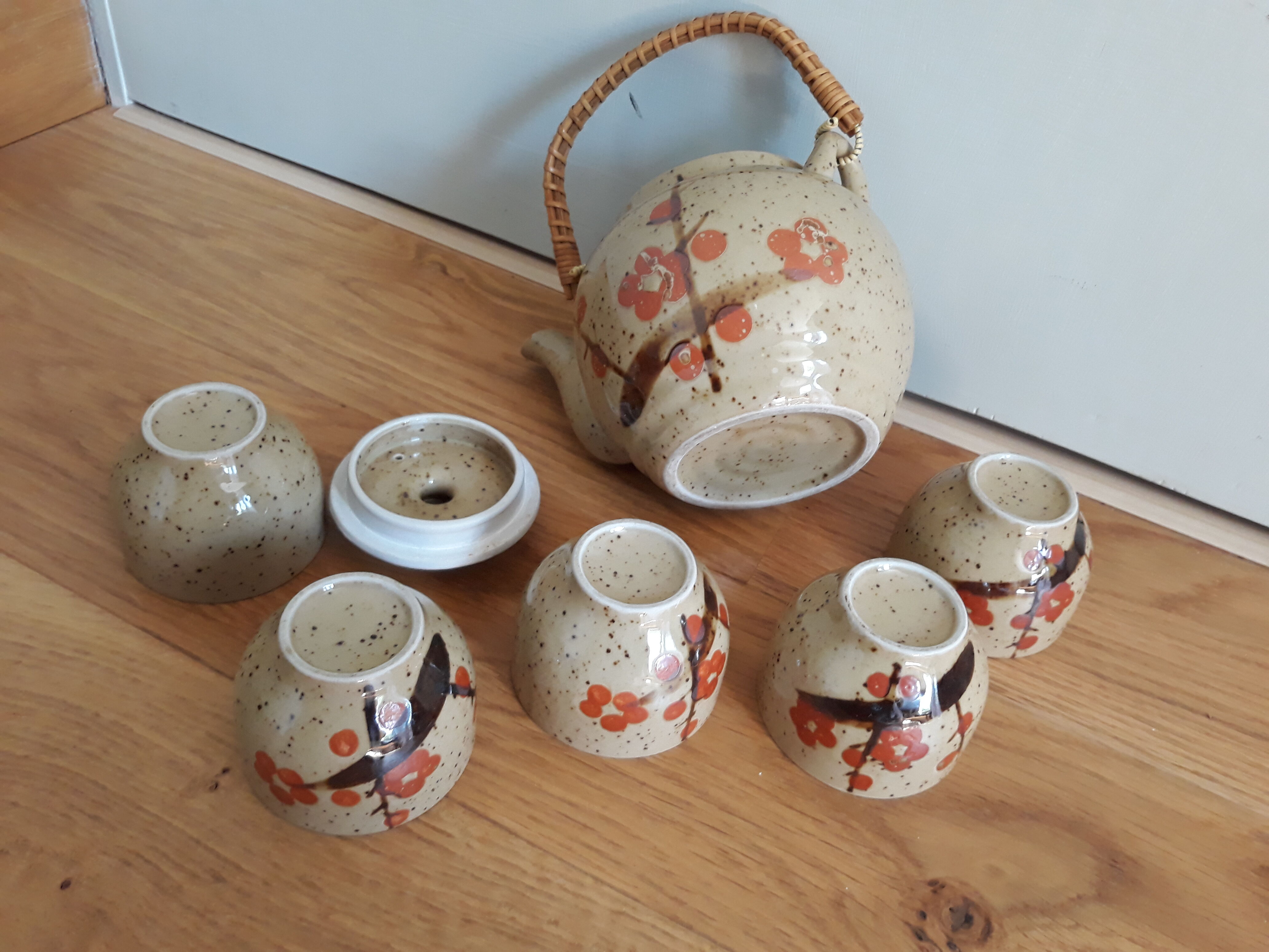 Enamelled ceramic tea service Japanese style décor