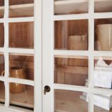 Armoire vitrée parisienne