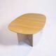 Table à manger danoise extensible en bois massif clair avec pieds en V