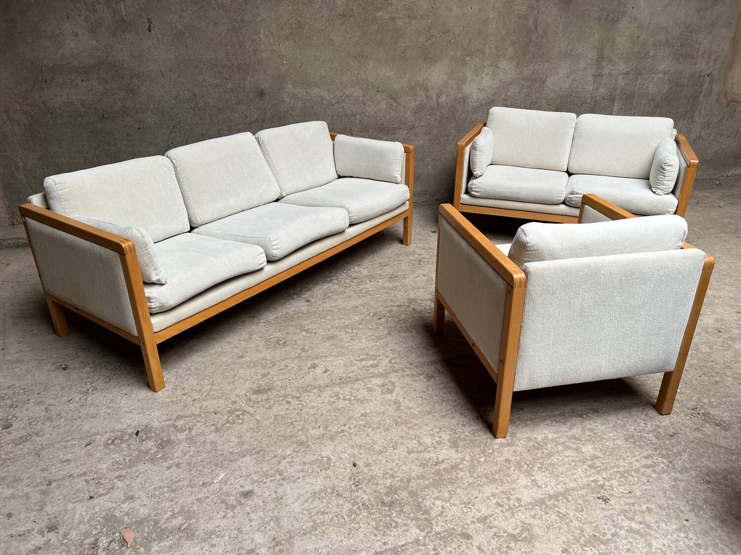 Designer coffee table armchair sofa set 1980