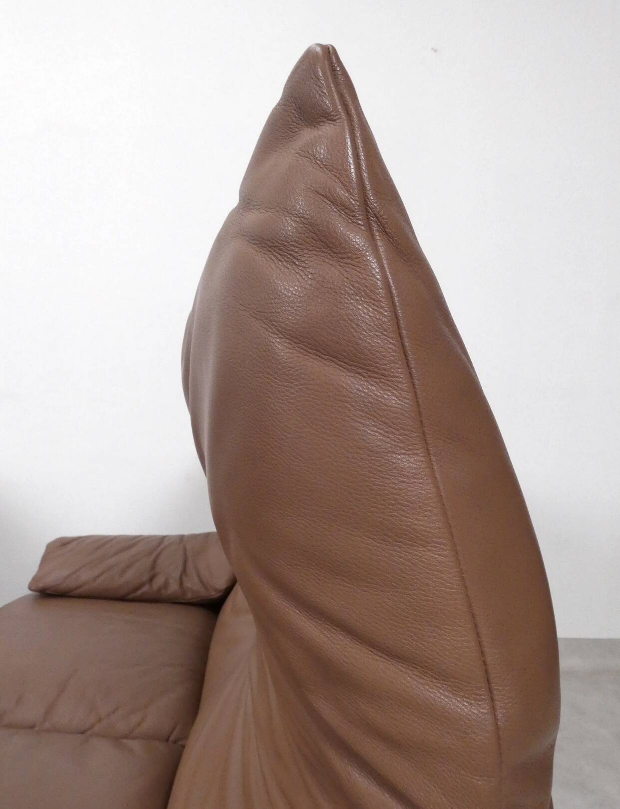 Cassina Maralunga 2 seater in mocca colored leather