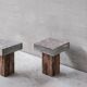 Paire de socles ou tables d’appoint en bois et en pierre (n° 2)