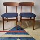 Paire de chaises de salle à manger en teck de style mid-century par Farstrup Mobler, Danemark, années 1960.