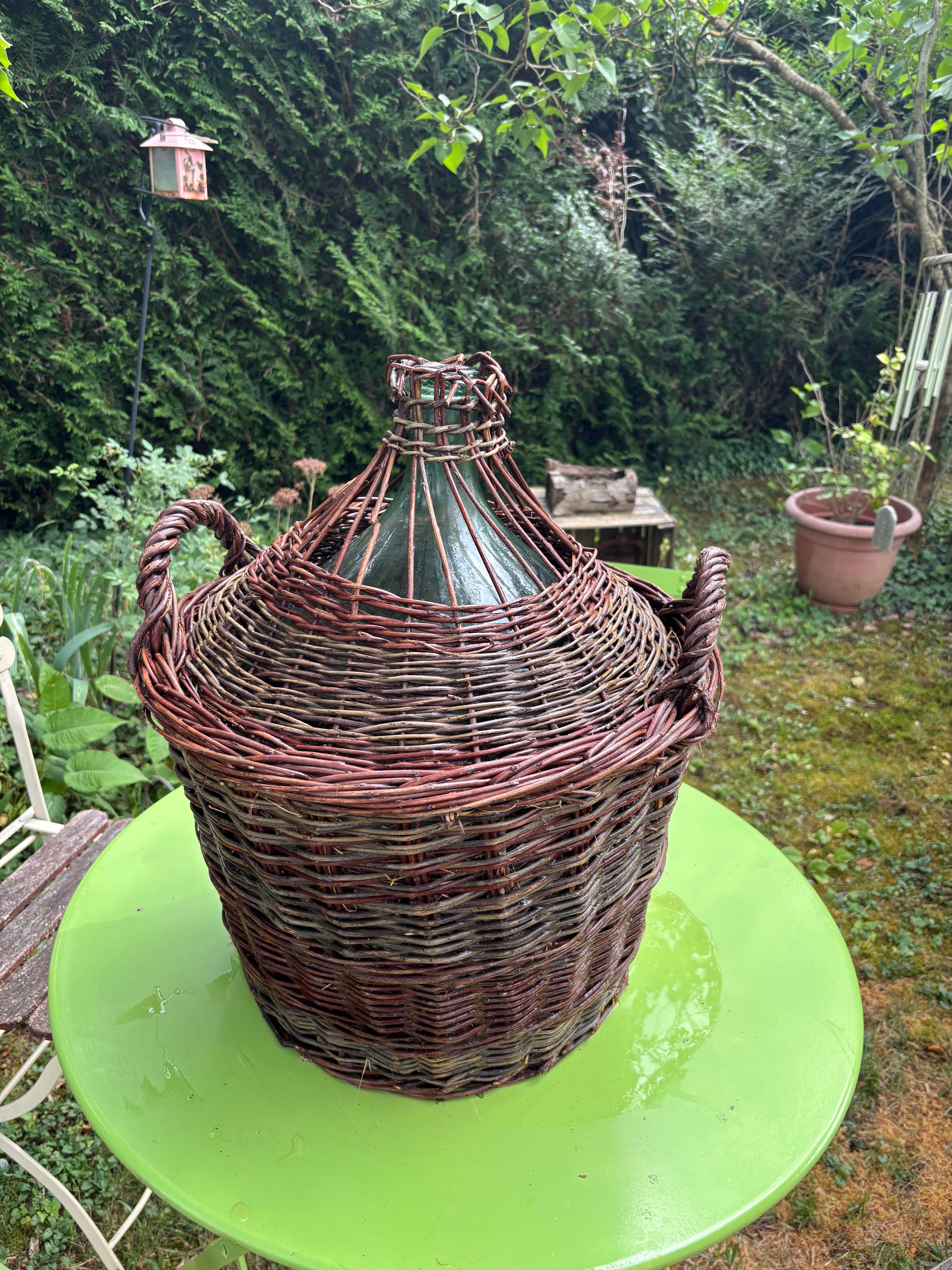 Give me 20 litres of wicker.
