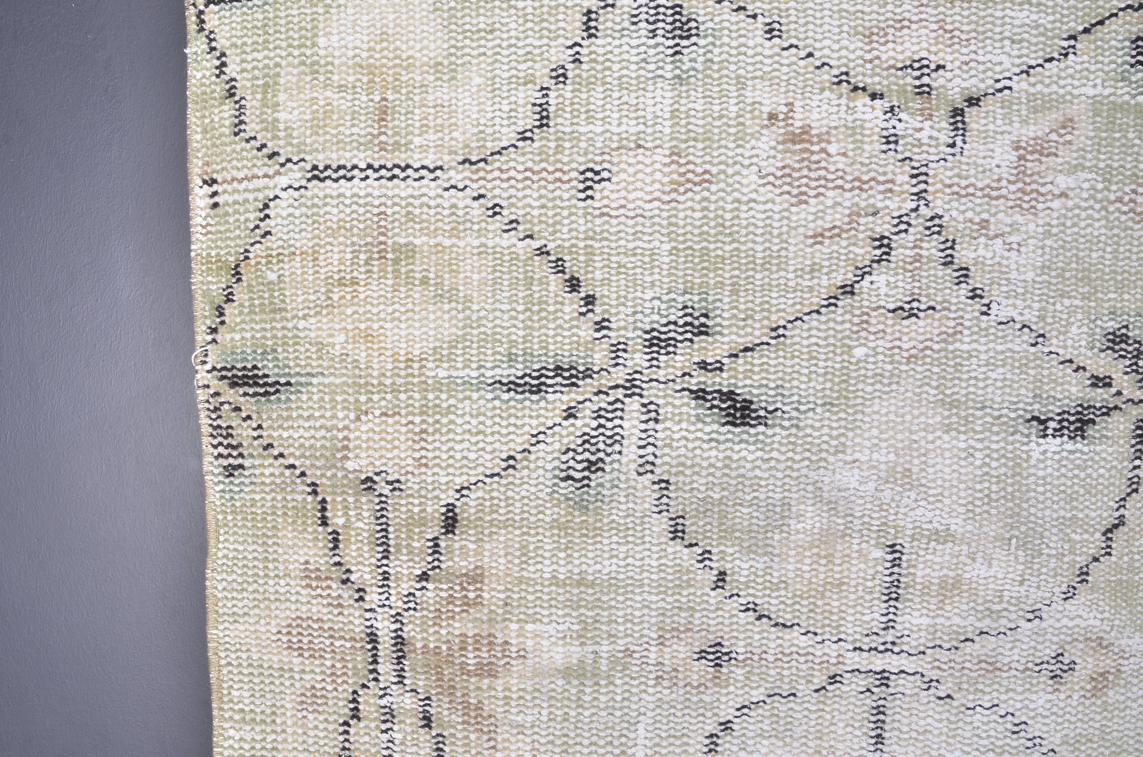 Tapis décoratif en laine anatolienne Oushak, référence 1326