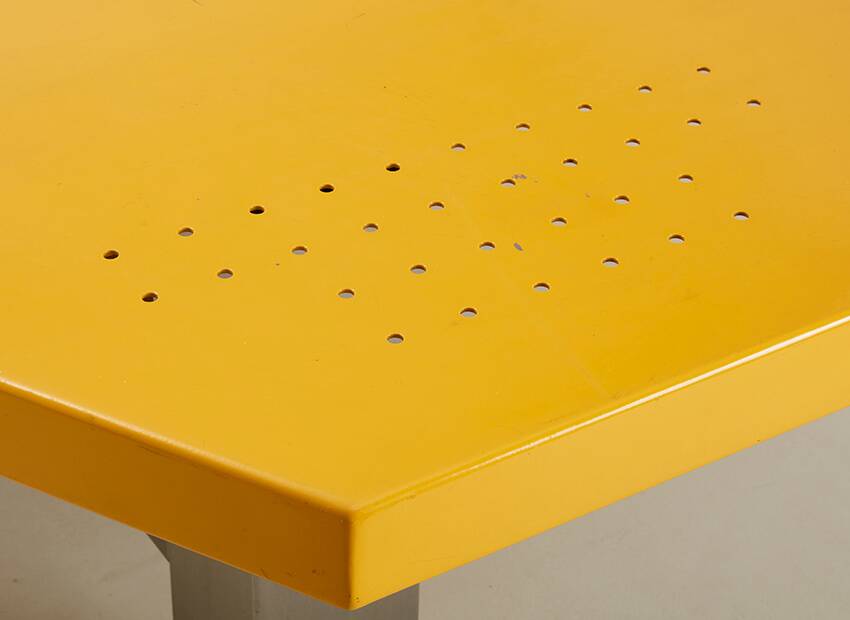 Very rare TE20 Dining Table by Martin Visser & Joke van der Heyden for 't Spectrum 1988
