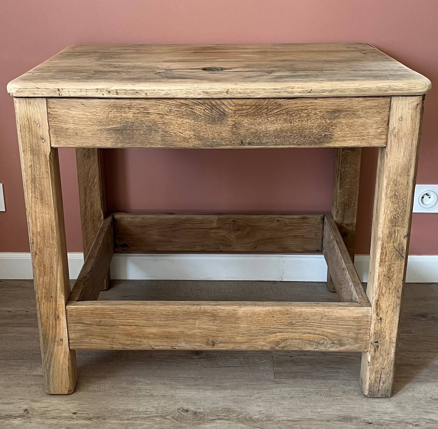 Small workbench made of solid oak