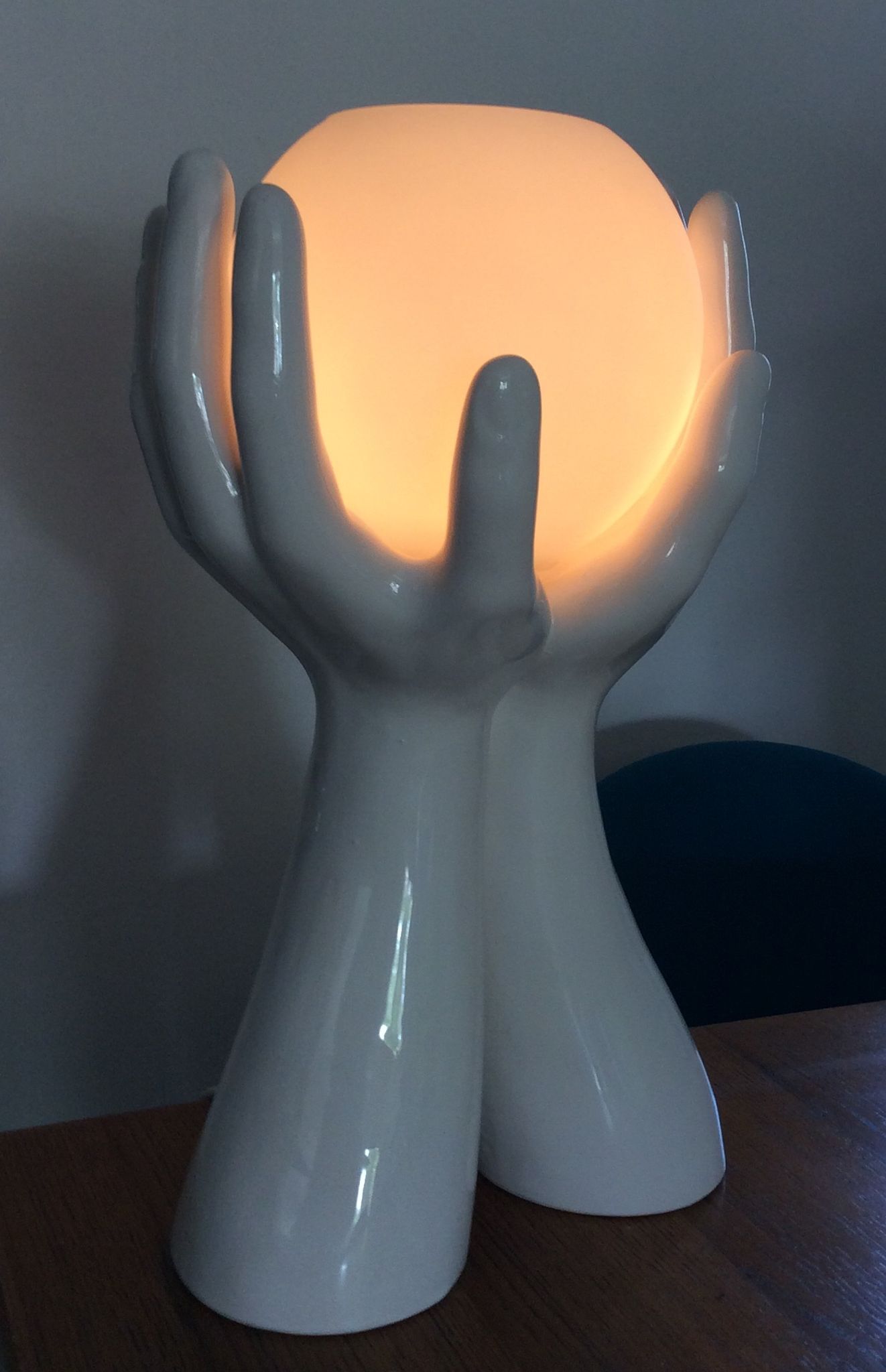 40cm ceramic hands lamp