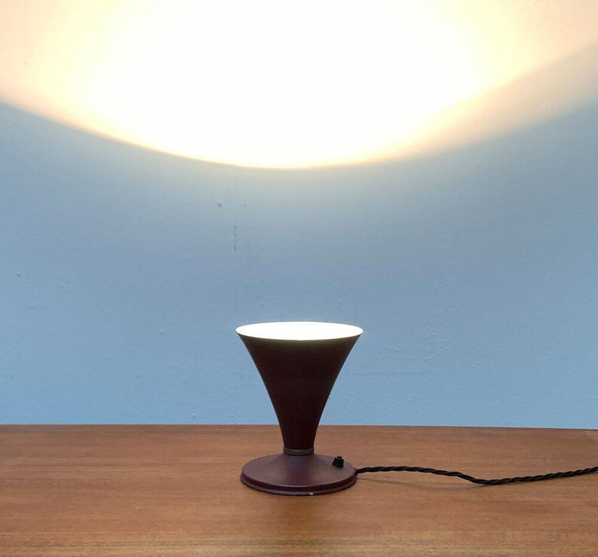 Italian table lamp in Stilnovo style, mid-century, 1960s.