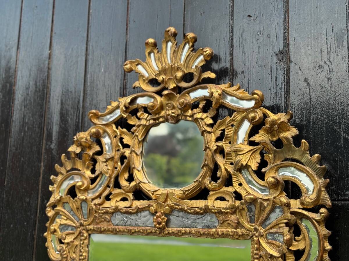 Louis XV style mirror with parecloses in gilded wood, early 19th century, Empire A