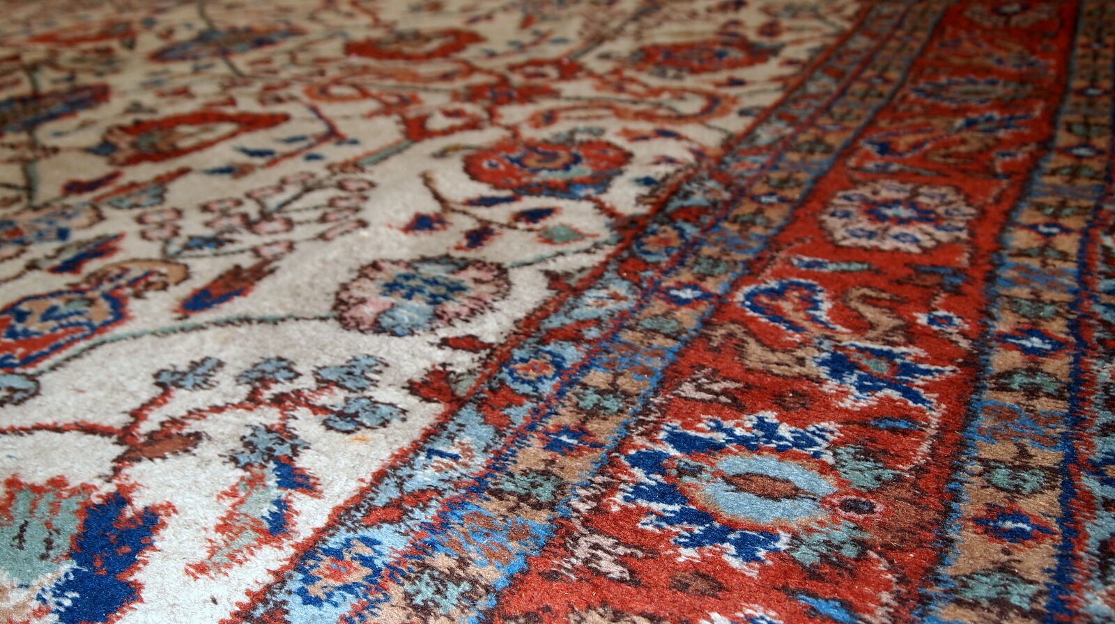 Carpet vintage Persian Mashad done hand 210x334cm 1950 s