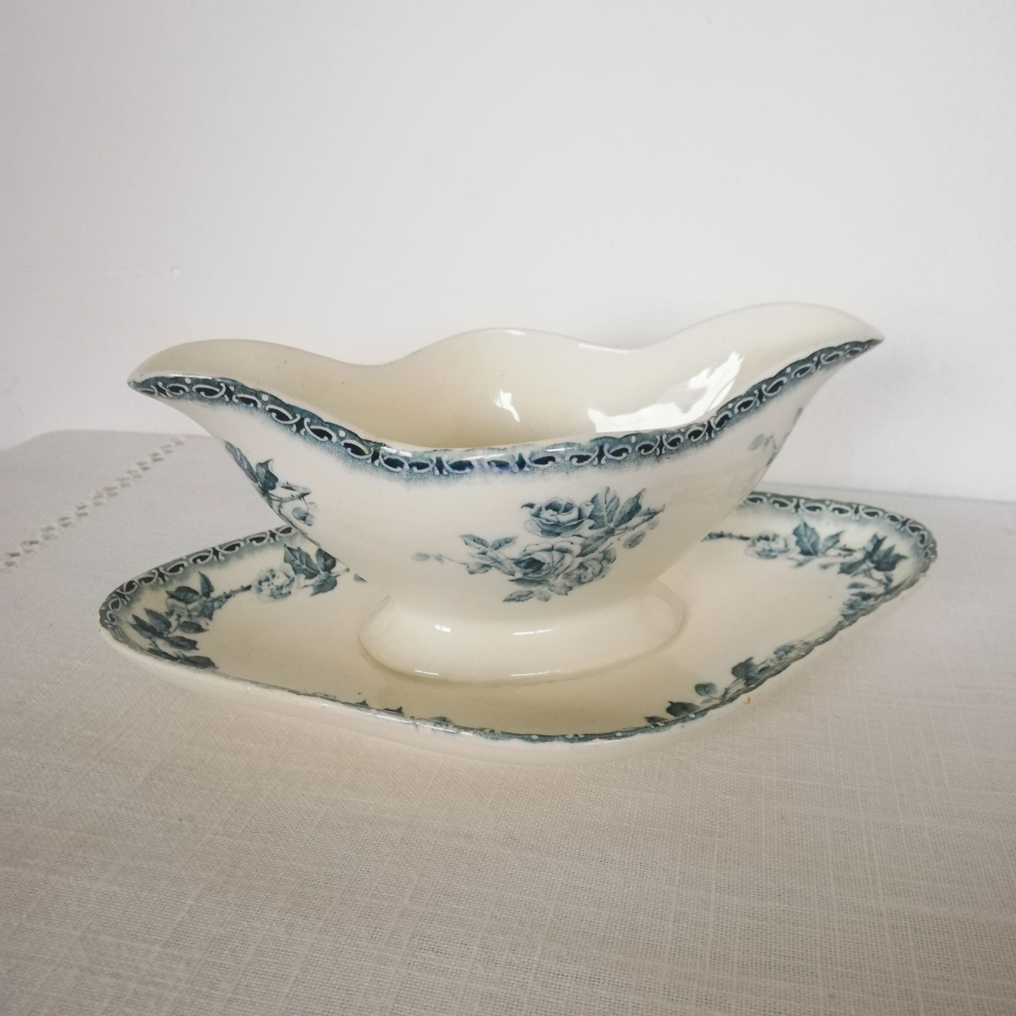 Sauce boat terre de fer