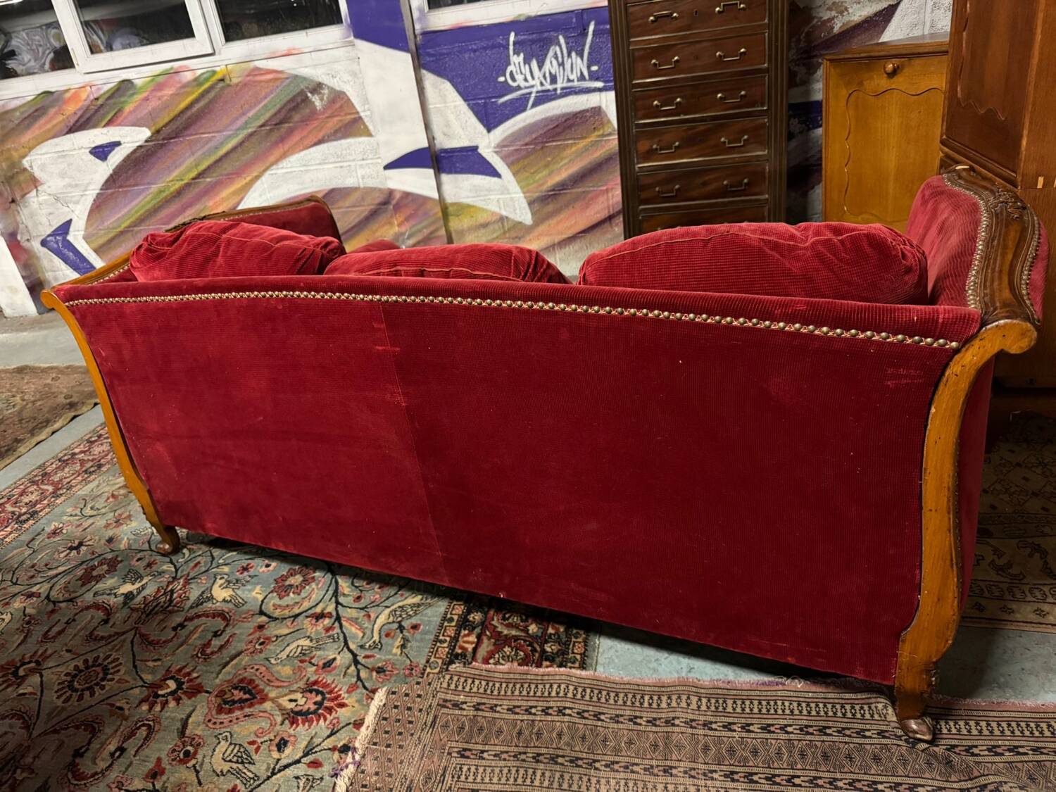 Louis XV style daybed in red velvet