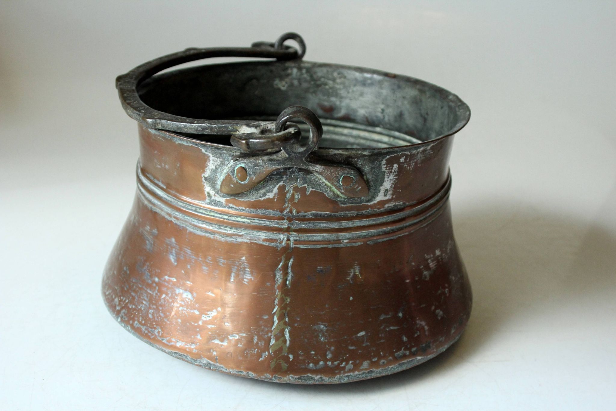 Large copper planter with wrought iron handle, Boho, vintage from the 1950s