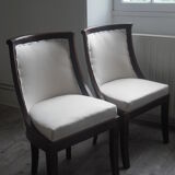 2 Trimmed armchairs