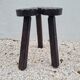 Tabouret de traite tripode coeur