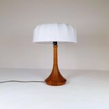 Mid-century table lamp in solid teak by Lisbeth Brams, Denmark, 1960s.