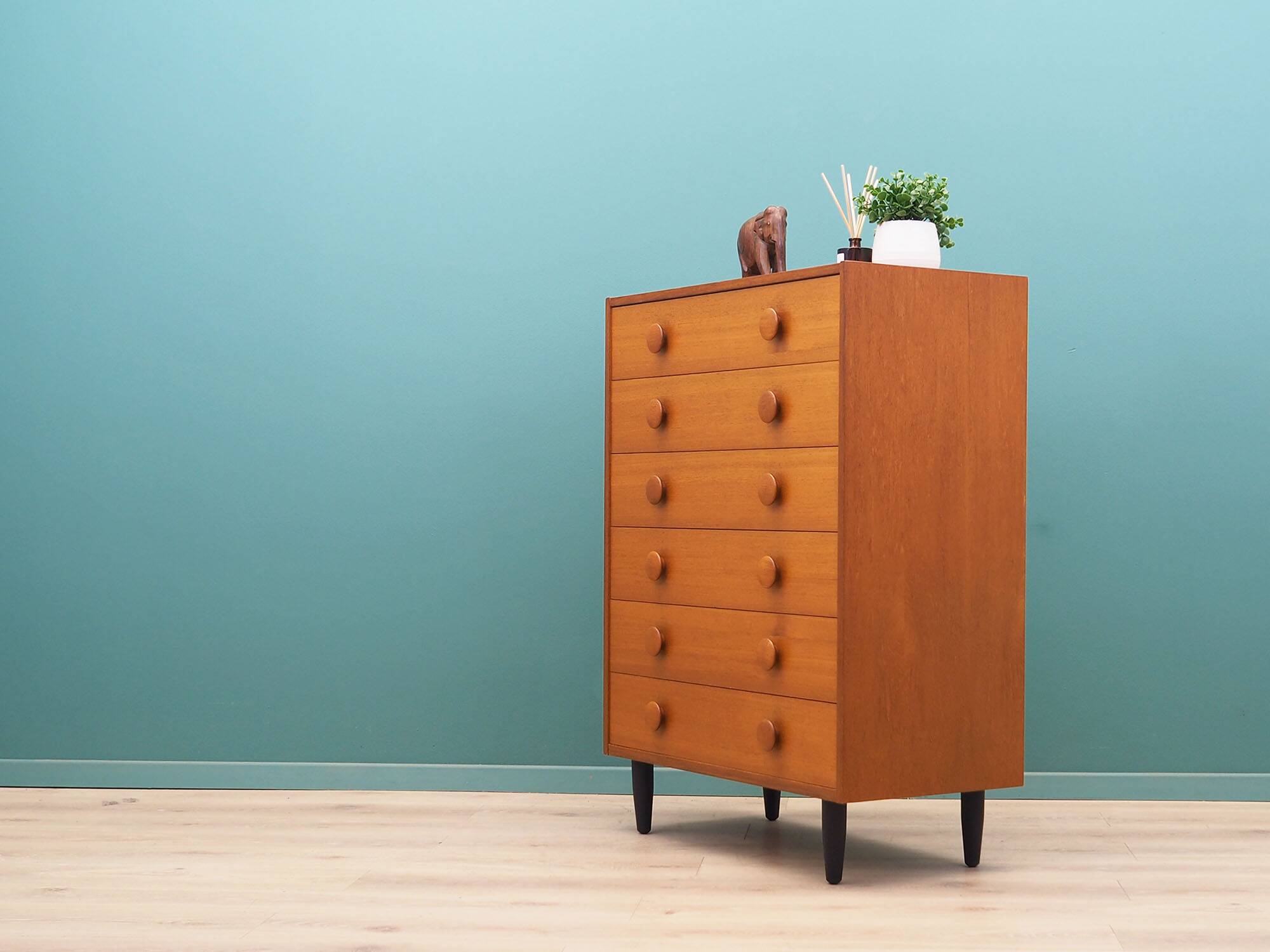 Teak chest of drawers, Danish design, 1960s, production: Denmark