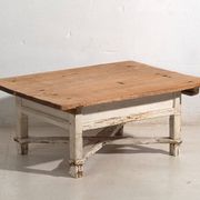 Antique pine coffee table – Central Europe, circa 1900